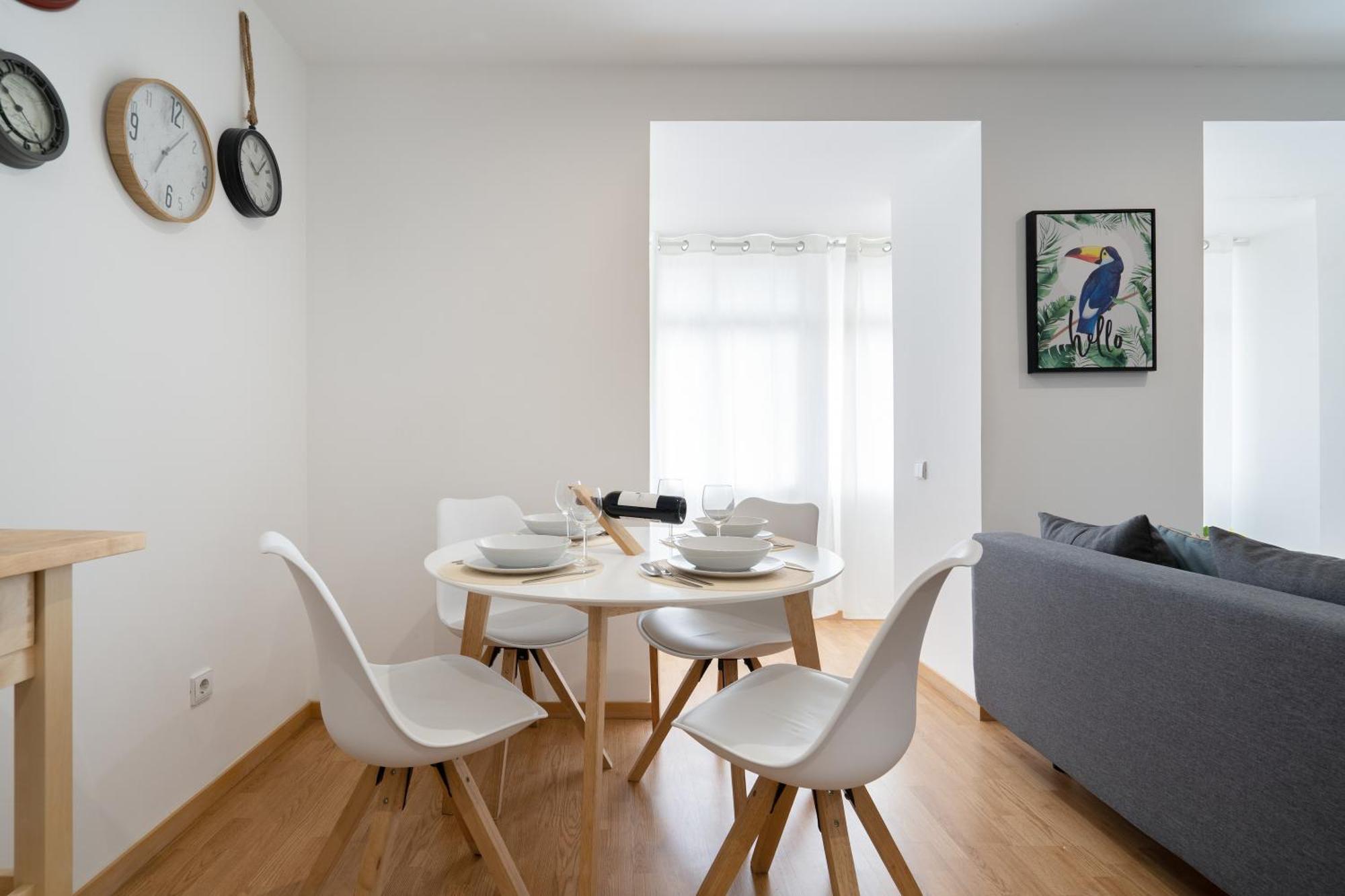 Host Wise - Colorful Fresh Flats - Batalha Apartment ปอร์โต ภายนอก รูปภาพ