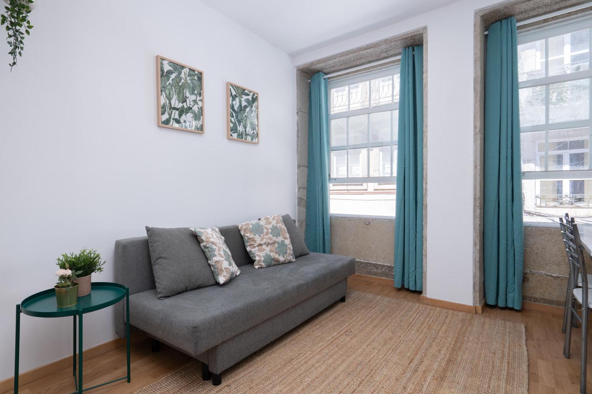 Host Wise - Colorful Fresh Flats - Batalha Apartment ปอร์โต ห้อง รูปภาพ