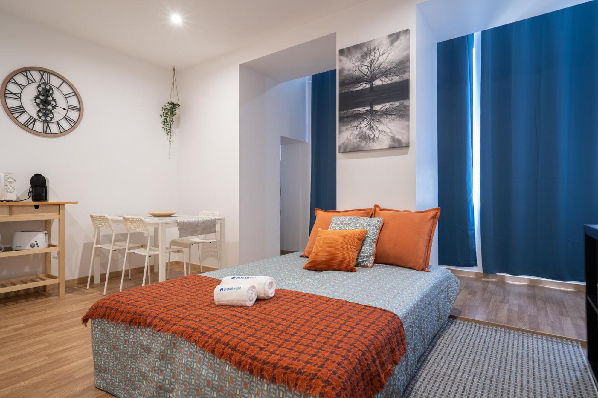 Host Wise - Colorful Fresh Flats - Batalha Apartment ปอร์โต ห้อง รูปภาพ
