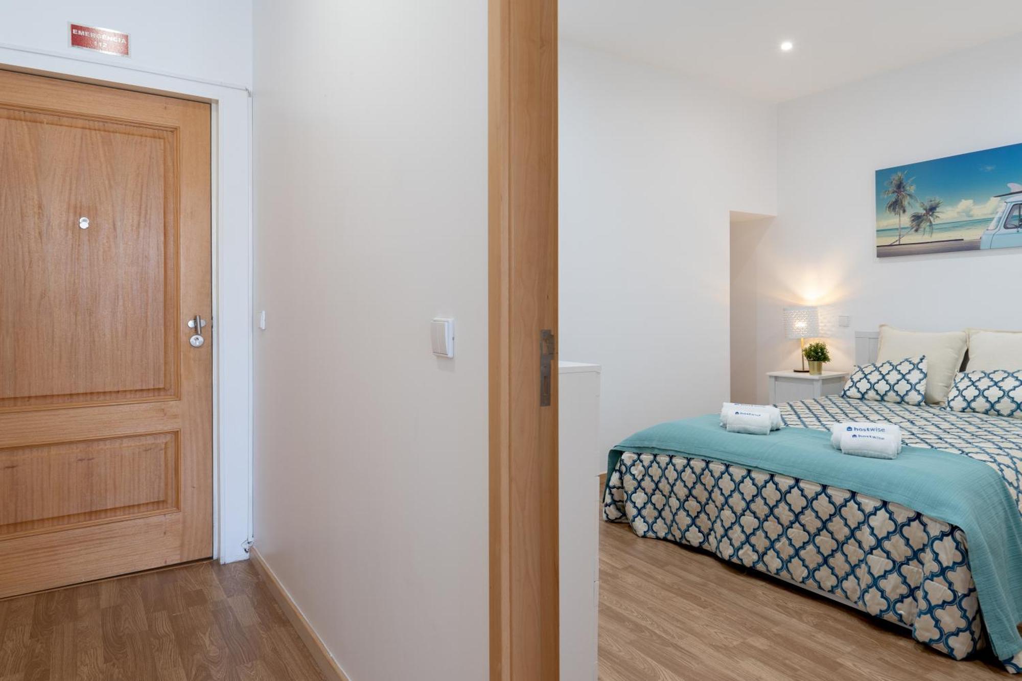 Host Wise - Colorful Fresh Flats - Batalha Apartment ปอร์โต ห้อง รูปภาพ